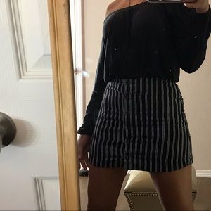 black Hollister off the shoulder long sleeve